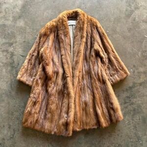Beautiful Vintage Luxurious 1970s Margulis Furs, Clayton Mink Coat